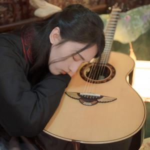 老头吃奶添女人荫蒂视频
